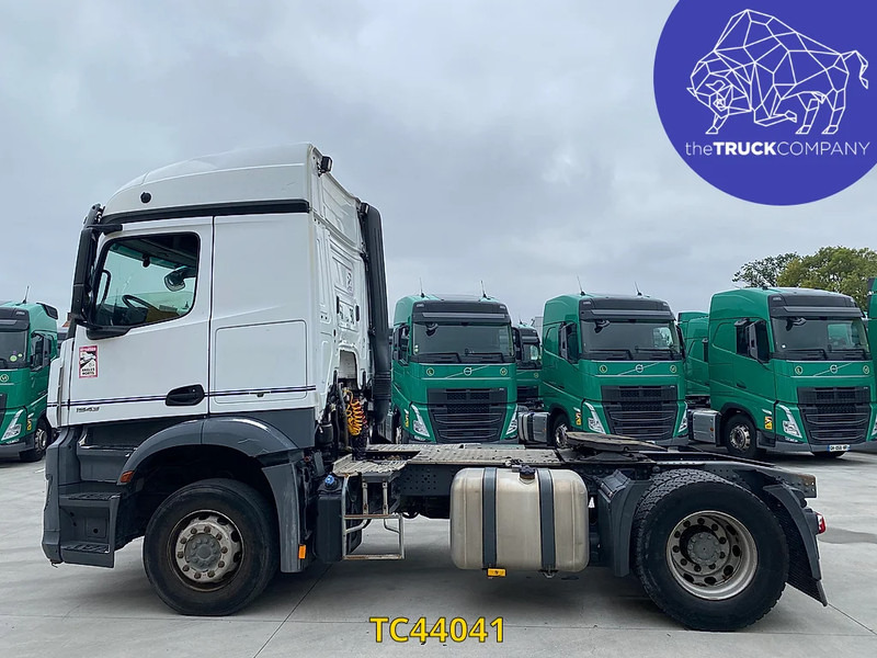 Mercedes-Benz Arocs 1943 - Sadulveok: pilt 2 Mercedes-Benz Arocs 1943 - Sadulveok: pilt 2