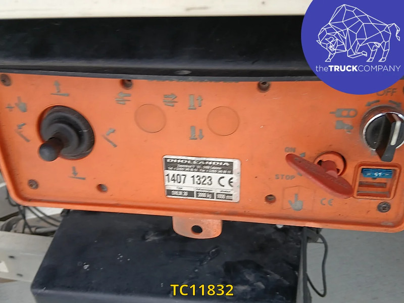 Külmutiga poolhaagis Schmitz Cargobull: pilt 10 Külmutiga poolhaagis Schmitz Cargobull: pilt 10