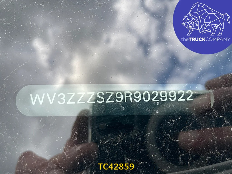 Volkswagen Crafter 2.0 TDI BOX + LIFT - Tarbesõiduk furgoon: pilt 3 Volkswagen Crafter 2.0 TDI BOX + LIFT - Tarbesõiduk furgoon: pilt 3