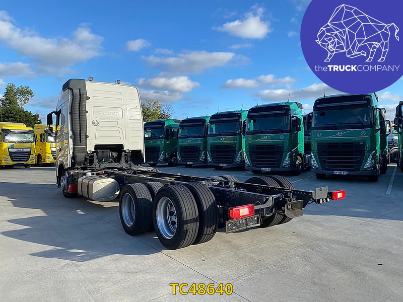Volvo FH 460 - Kabiinišassiiga veoauto: pilt 2 Volvo FH 460 - Kabiinišassiiga veoauto: pilt 2