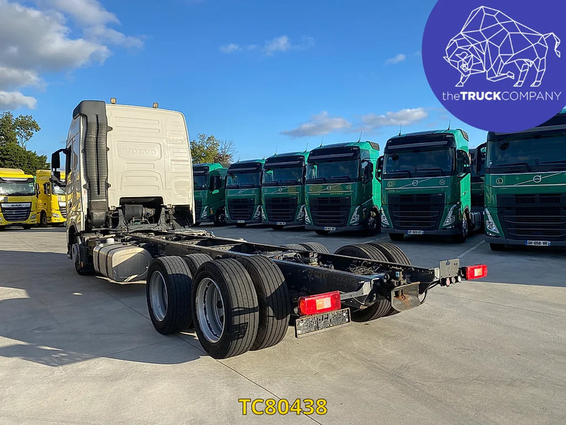 Volvo FH 460 - Kabiinišassiiga veoauto: pilt 2 Volvo FH 460 - Kabiinišassiiga veoauto: pilt 2