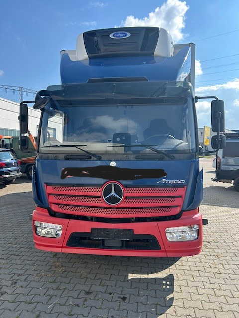MERCEDES-BENZ 1524 - Külmutiga veoauto: pilt 2 MERCEDES-BENZ 1524 - Külmutiga veoauto: pilt 2