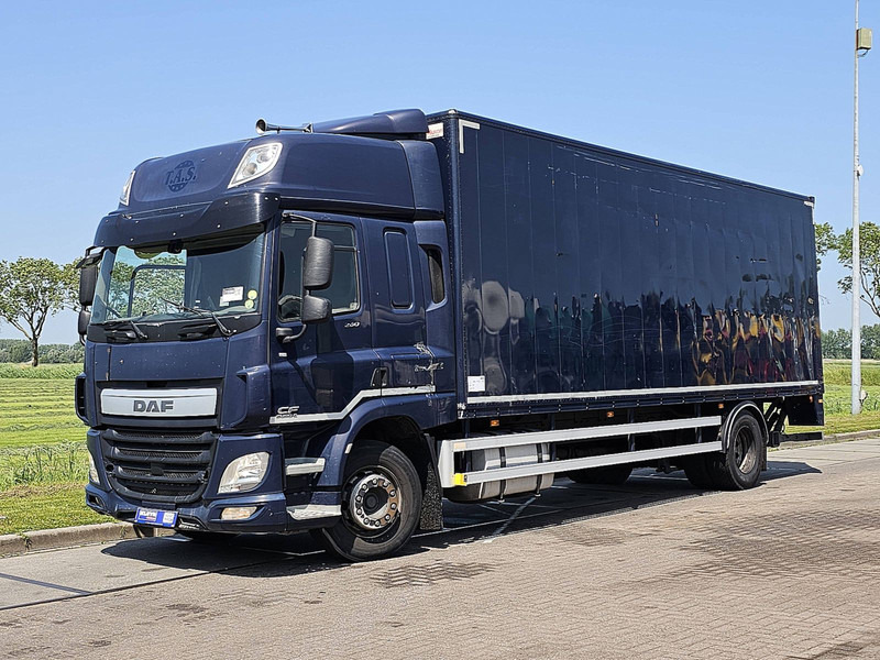 DAF CF 260 RIGHT SIDE CURTAINS - Tent veoauto: pilt 2 DAF CF 260 RIGHT SIDE CURTAINS - Tent veoauto: pilt 2