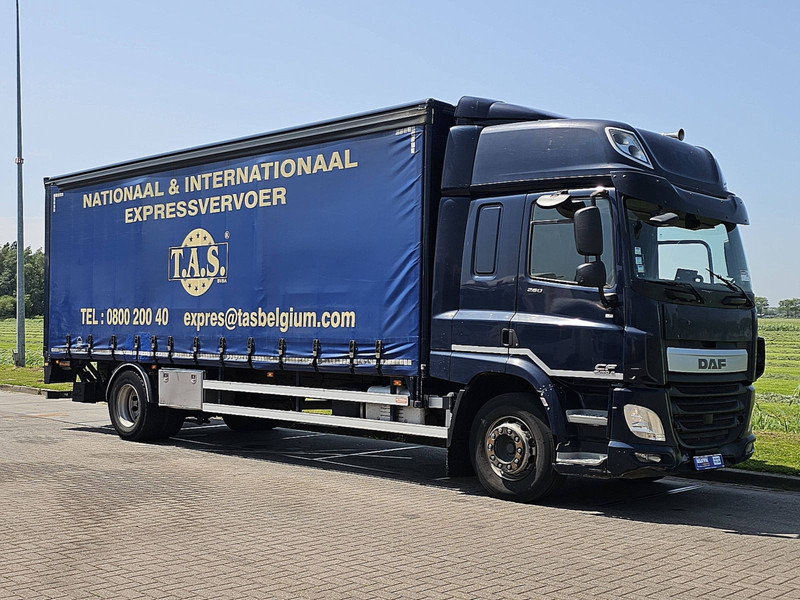 DAF CF 260 RIGHT SIDE CURTAINS - Tent veoauto: pilt 5 DAF CF 260 RIGHT SIDE CURTAINS - Tent veoauto: pilt 5