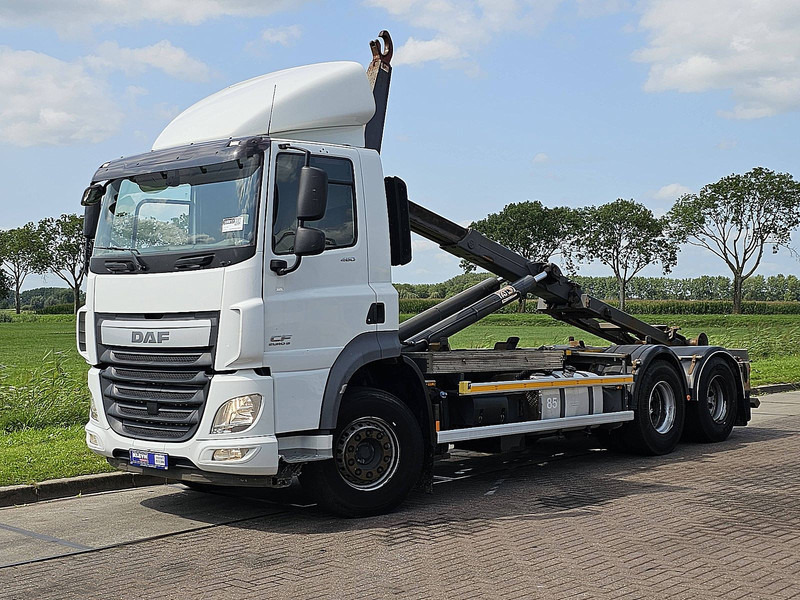 DAF CF 460 AJK 20 ton hooklift - Konkstõstukiga veoauto: pilt 2 DAF CF 460 AJK 20 ton hooklift - Konkstõstukiga veoauto: pilt 2