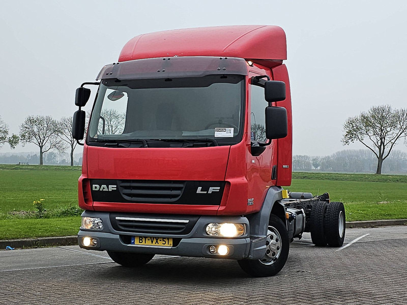 DAF LF 45.160 7.49T AIRCO WB 390 - Kabiinišassiiga veoauto: pilt 1 DAF LF 45.160 7.49T AIRCO WB 390 - Kabiinišassiiga veoauto: pilt 1