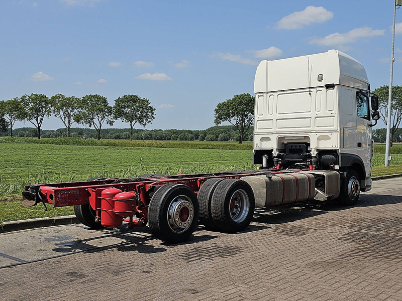 DAF XF 480 SSC 6X2 FAR INTARDER - Kabiinišassiiga veoauto: pilt 3 DAF XF 480 SSC 6X2 FAR INTARDER - Kabiinišassiiga veoauto: pilt 3