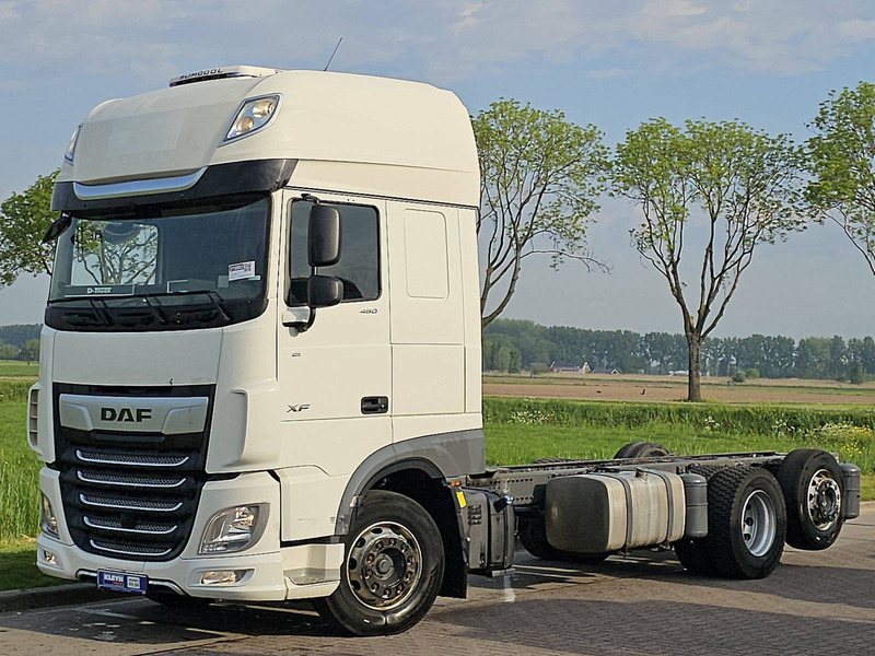 DAF XF 480 SSC 6X2 FAR - Kabiinišassiiga veoauto: pilt 2 DAF XF 480 SSC 6X2 FAR - Kabiinišassiiga veoauto: pilt 2