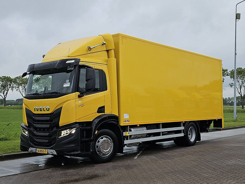 Iveco S-WAY AD190S33 TAILLIFT AIRCO - Kasti veoauto: pilt 2 Iveco S-WAY AD190S33 TAILLIFT AIRCO - Kasti veoauto: pilt 2