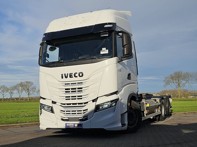 Iveco S-WAY AS260S46 6x2*4 LNG GAS - Konteinerveduk/ Tõstukiga veoauto: pilt 1 Iveco S-WAY AS260S46 6x2*4 LNG GAS - Konteinerveduk/ Tõstukiga veoauto: pilt 1