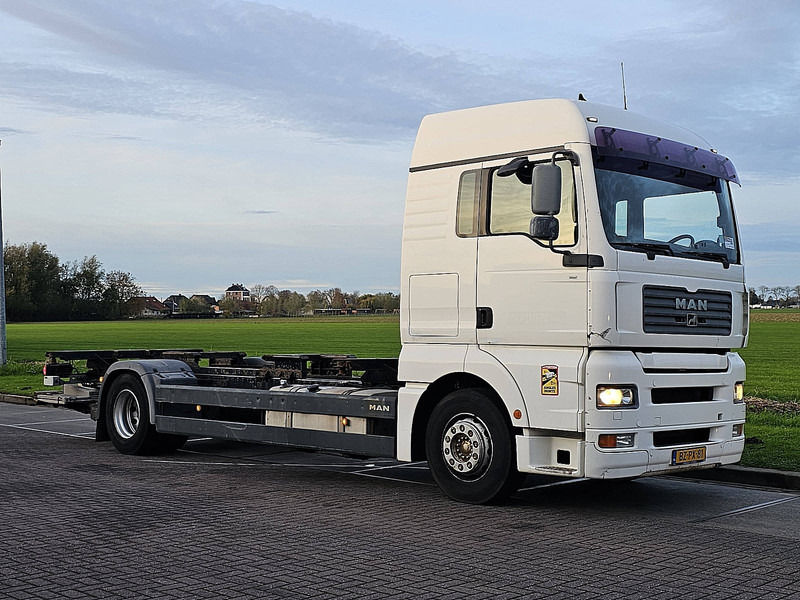 MAN 18.400 TGA XLX LIFT 508DKM NL-T - Konteinerveduk/ Tõstukiga veoauto: pilt 5 MAN 18.400 TGA XLX LIFT 508DKM NL-T - Konteinerveduk/ Tõstukiga veoauto: pilt 5