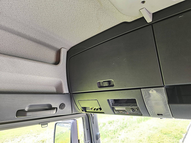 Konteinerveduk/ Tõstukiga veoauto MAN 18.400 TGX XLX 4X2 2T LIFT INT.: pilt 10