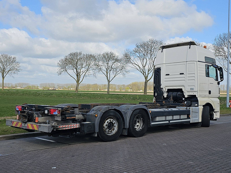 MAN 26.440 TGX XXL 6X2-4 STEER AXLE - Konteinerveduk/ Tõstukiga veoauto: pilt 3 MAN 26.440 TGX XXL 6X2-4 STEER AXLE - Konteinerveduk/ Tõstukiga veoauto: pilt 3
