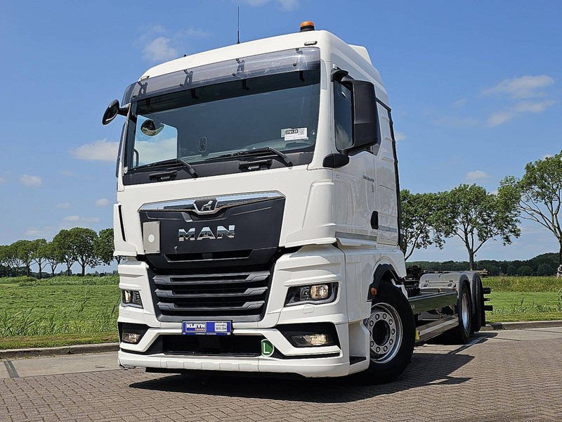MAN 26.470 TGX - Konteinerveduk/ Tõstukiga veoauto: pilt 1 MAN 26.470 TGX - Konteinerveduk/ Tõstukiga veoauto: pilt 1