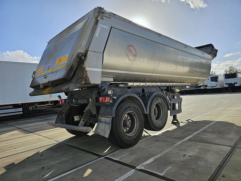 Meiller KISA 2 THERMOISOLIERT - Kallur-poolhaagis: pilt 2 Meiller KISA 2 THERMOISOLIERT - Kallur-poolhaagis: pilt 2