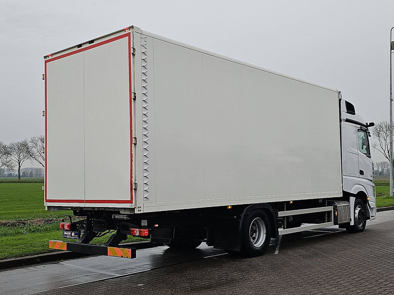 Mercedes-Benz ACTROS 1833 DRIVING SCHOOL 65TKM - Kasti veoauto: pilt 3 Mercedes-Benz ACTROS 1833 DRIVING SCHOOL 65TKM - Kasti veoauto: pilt 3