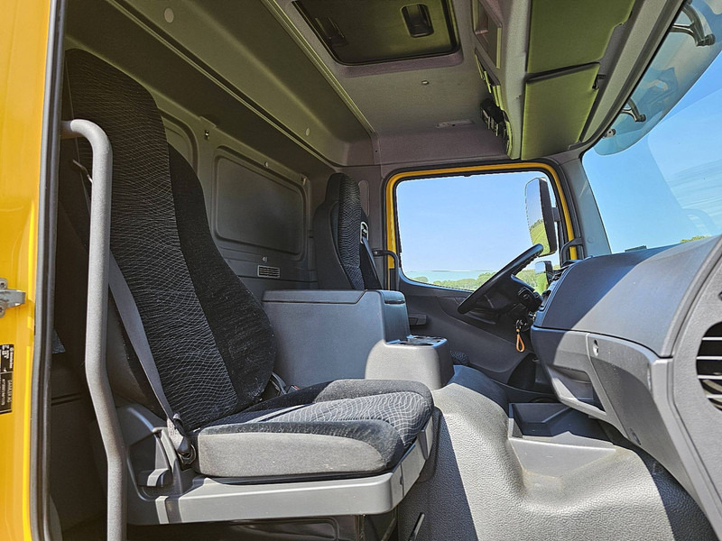 Külmutiga veoauto Mercedes-Benz ATEGO 824 CARRIER MULTI TEMP: pilt 7