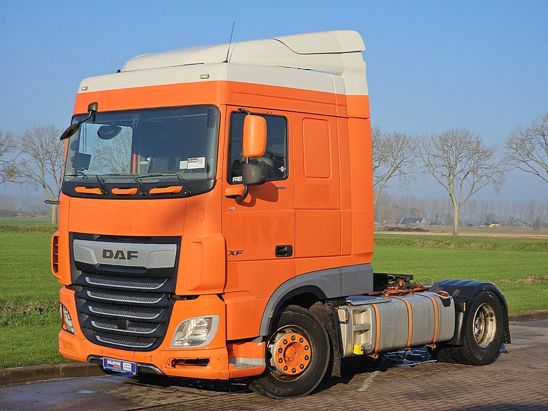 DAF XF 450 - Sadulveok: pilt 2 DAF XF 450 - Sadulveok: pilt 2