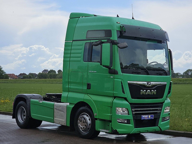MAN 18.500 TGX XXL RETARDER 2X TANK - Sadulveok: pilt 5 MAN 18.500 TGX XXL RETARDER 2X TANK - Sadulveok: pilt 5