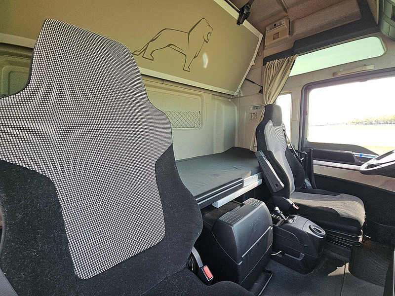 Sadulveok MAN 26.500 TGX XXL 6X2/2 356TKM: pilt 13 Sadulveok MAN 26.500 TGX XXL 6X2/2 356TKM: pilt 13