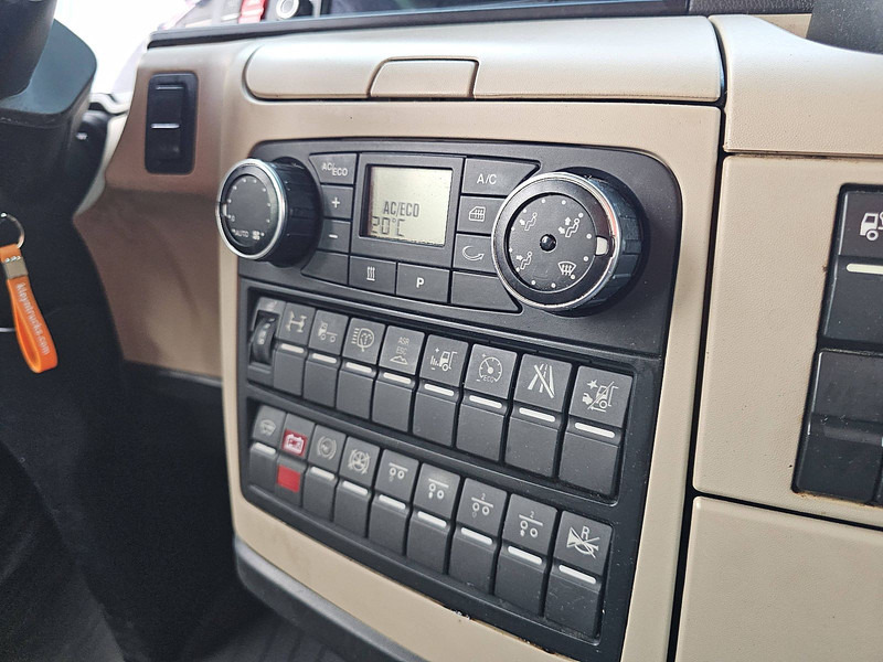 Sadulveok MAN 26.500 TGX XXL 6X2/2 356TKM: pilt 12 Sadulveok MAN 26.500 TGX XXL 6X2/2 356TKM: pilt 12