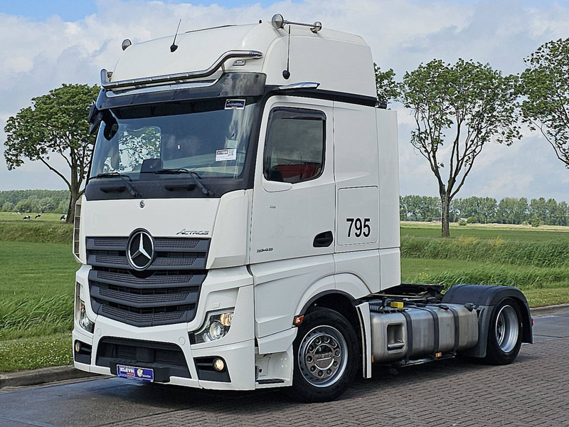 Mercedes-Benz ACTROS 1845 LS NR MP5 GIGASP. RET. - Sadulveok: pilt 2 Mercedes-Benz ACTROS 1845 LS NR MP5 GIGASP. RET. - Sadulveok: pilt 2