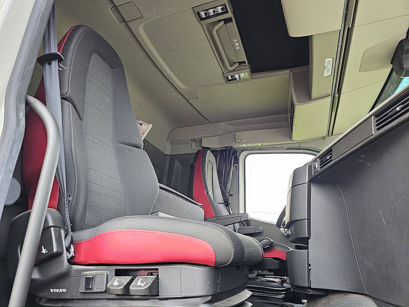 Sadulveok Volvo FH 500 6X2 STEERED PTO+HYDR: pilt 7