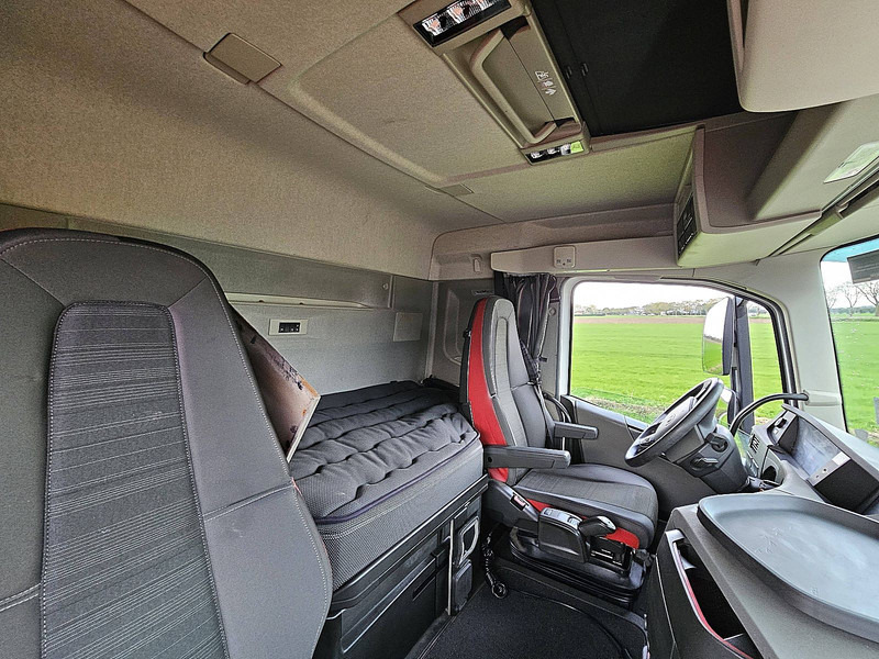 Sadulveok Volvo FH 500 6X2 STEERED PTO+HYDR: pilt 15