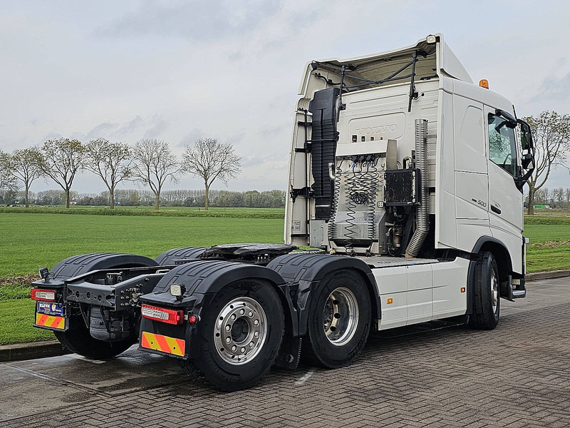 Volvo FH 500 6X2 STEERED PTO+HYDR - Sadulveok: pilt 3 Volvo FH 500 6X2 STEERED PTO+HYDR - Sadulveok: pilt 3