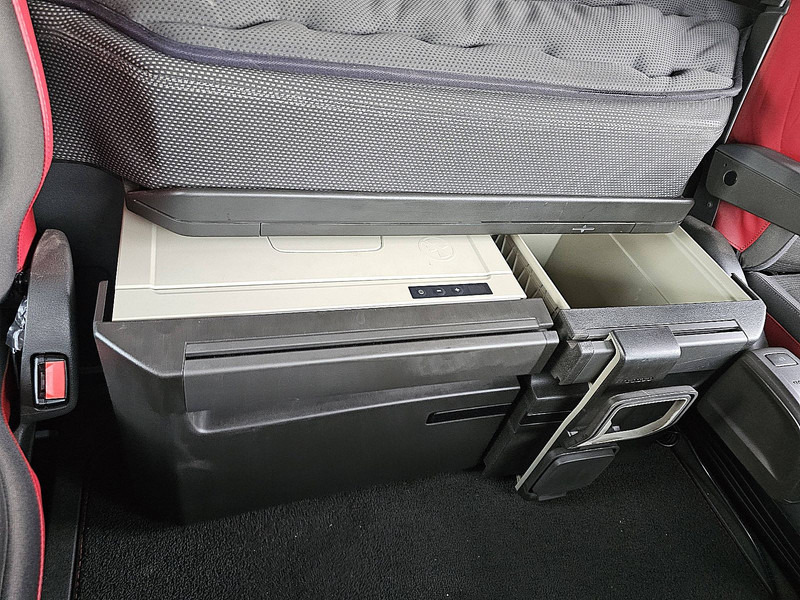 Sadulveok Volvo FH 500 6X2 STEERED PTO+HYDR: pilt 10