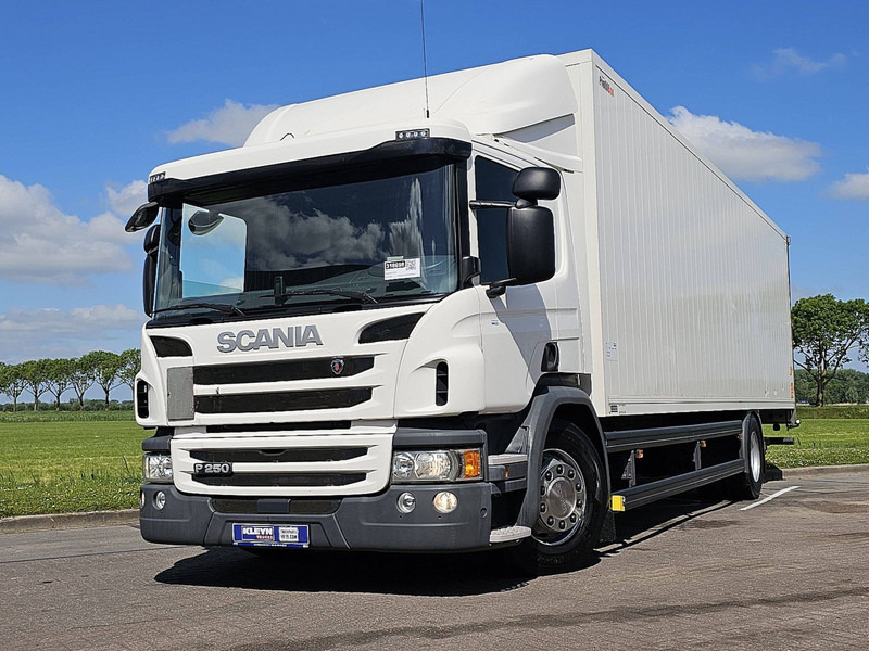 Scania P250 4X2 HNB 2.5 LIFT - Kasti veoauto: pilt 1 Scania P250 4X2 HNB 2.5 LIFT - Kasti veoauto: pilt 1