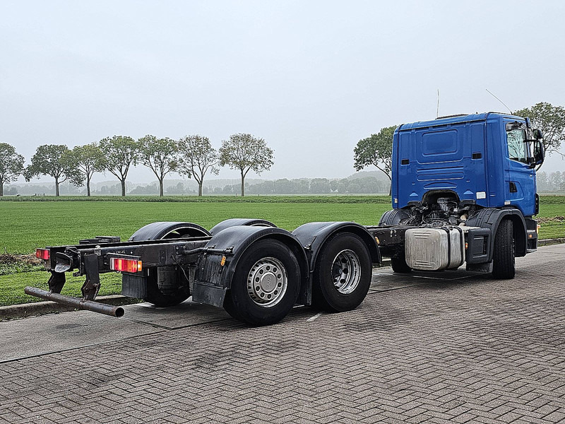 Scania R124.360 6X2*4 MANUAL 3+3 - Kabiinišassiiga veoauto: pilt 3 Scania R124.360 6X2*4 MANUAL 3+3 - Kabiinišassiiga veoauto: pilt 3
