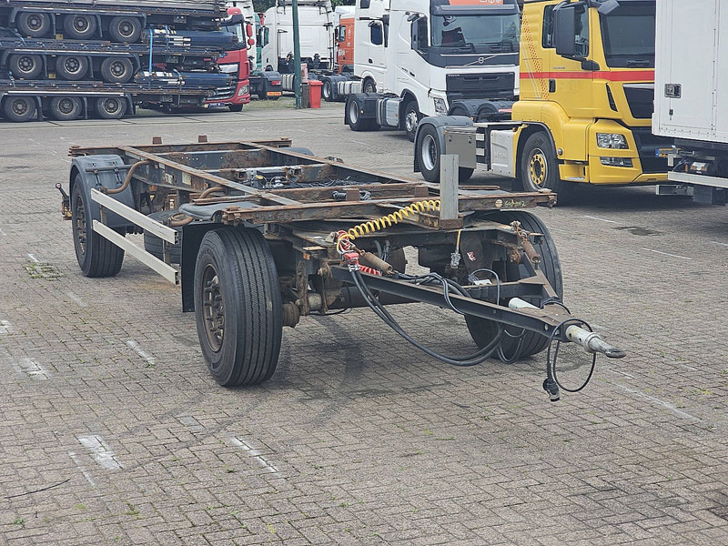 Schmitz Cargobull - Konteinerveduk/ Tõstuk järelhaagis: pilt 3 Schmitz Cargobull - Konteinerveduk/ Tõstuk järelhaagis: pilt 3