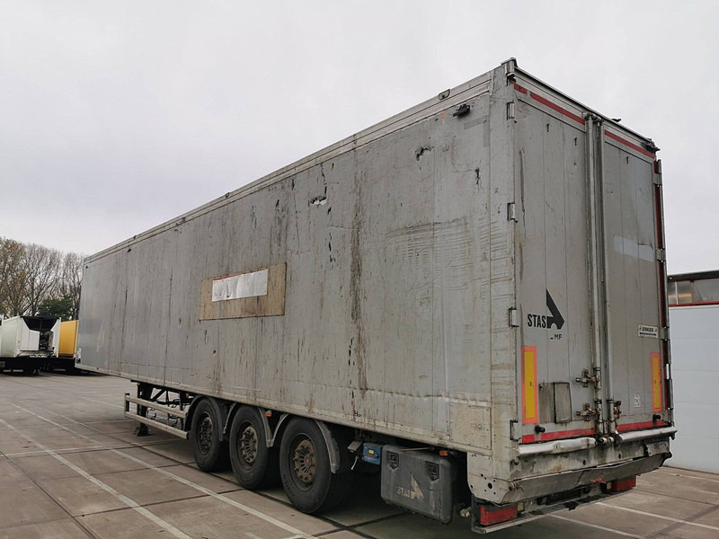 Stas S300ZX - Kõndimisalaga poolhaagised: pilt 5 Stas S300ZX - Kõndimisalaga poolhaagised: pilt 5