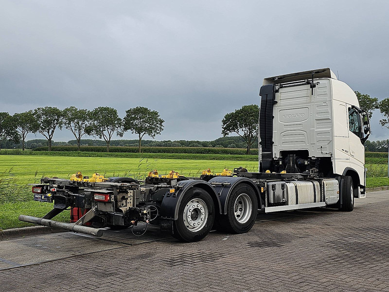 Volvo FH 460 6x2*4 - Konteinerveduk/ Tõstukiga veoauto: pilt 3 Volvo FH 460 6x2*4 - Konteinerveduk/ Tõstukiga veoauto: pilt 3