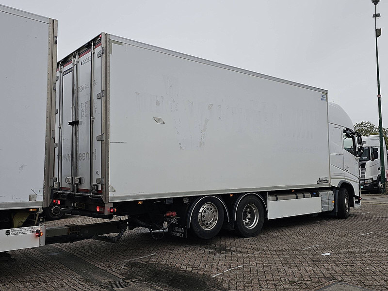 Volvo FH 460 - Külmutiga veoauto: pilt 3 Volvo FH 460 - Külmutiga veoauto: pilt 3