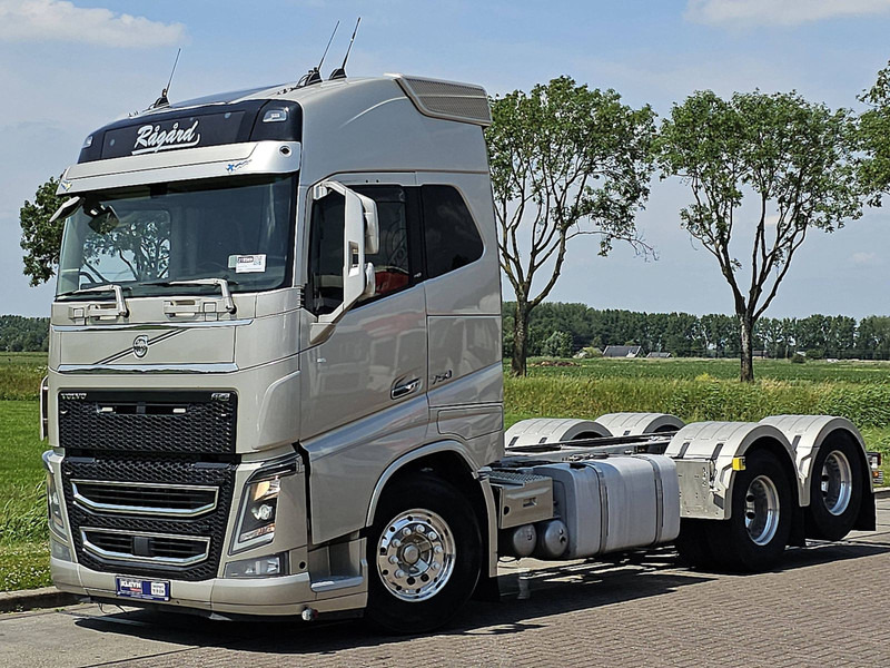 Volvo FH 750 6X2 9T FA WB 430 - Kabiinišassiiga veoauto: pilt 2 Volvo FH 750 6X2 9T FA WB 430 - Kabiinišassiiga veoauto: pilt 2
