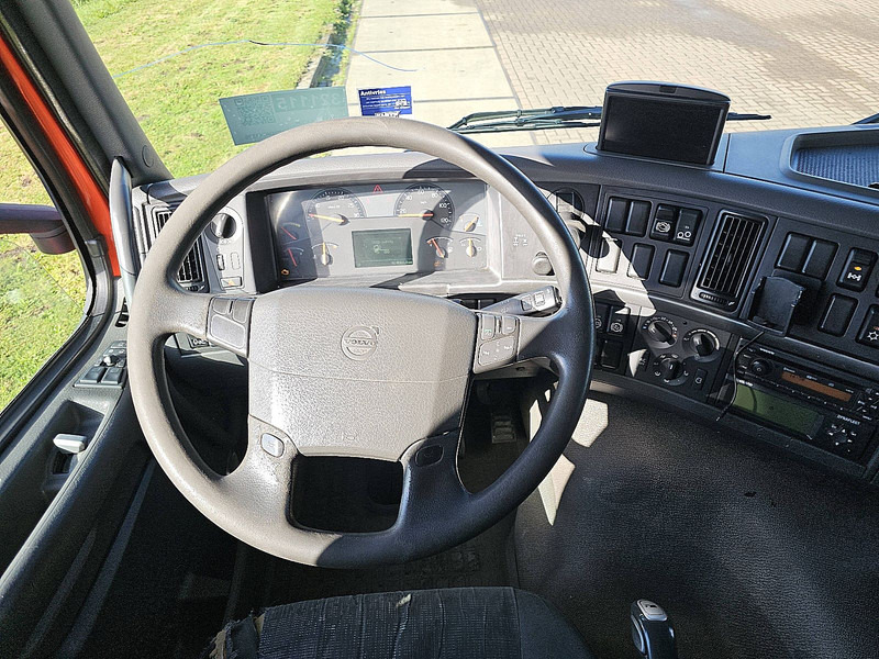 Külmutiga veoauto Volvo FM 11.330 6X2 FRIGOBL. LIFT: pilt 8