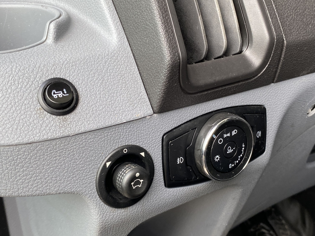 Ford Transit 4x4 L4 Klima 4mKoffer + LBW Tempomat AHK - Tarbesõiduk furgoon: pilt 2 Ford Transit 4x4 L4 Klima 4mKoffer + LBW Tempomat AHK - Tarbesõiduk furgoon: pilt 2