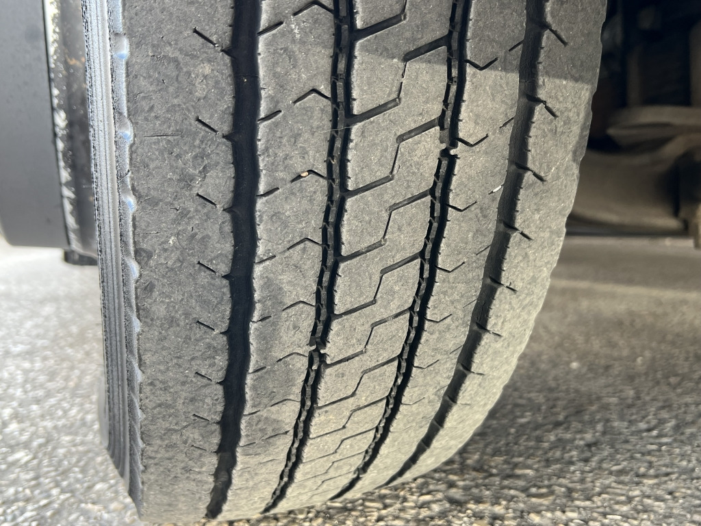 Iveco EuroCargo ML75E16 Klima 6,05m Koffer+LBW 102.tkm - Tarbesõiduk furgoon: pilt 5 Iveco EuroCargo ML75E16 Klima 6,05m Koffer+LBW 102.tkm - Tarbesõiduk furgoon: pilt 5