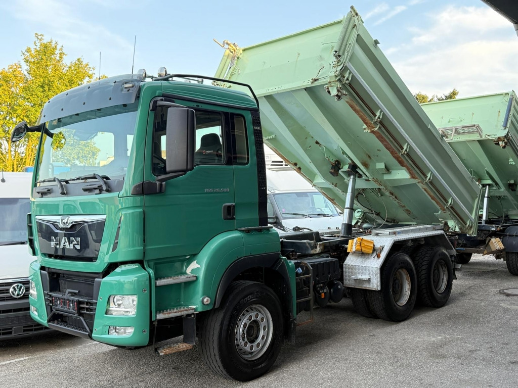 MAN TGS 26.500 6x4 12m³ Kipper Retarder NAVI 1.Hand - Kallurauto: pilt 1 MAN TGS 26.500 6x4 12m³ Kipper Retarder NAVI 1.Hand - Kallurauto: pilt 1