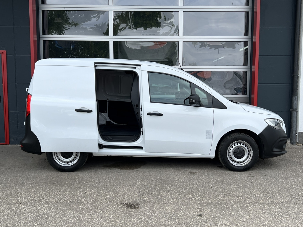 Mercedes-Benz Citan 110 CDI Standard Klima Scheckheftgepflegt - Väike kaubik: pilt 3 Mercedes-Benz Citan 110 CDI Standard Klima Scheckheftgepflegt - Väike kaubik: pilt 3