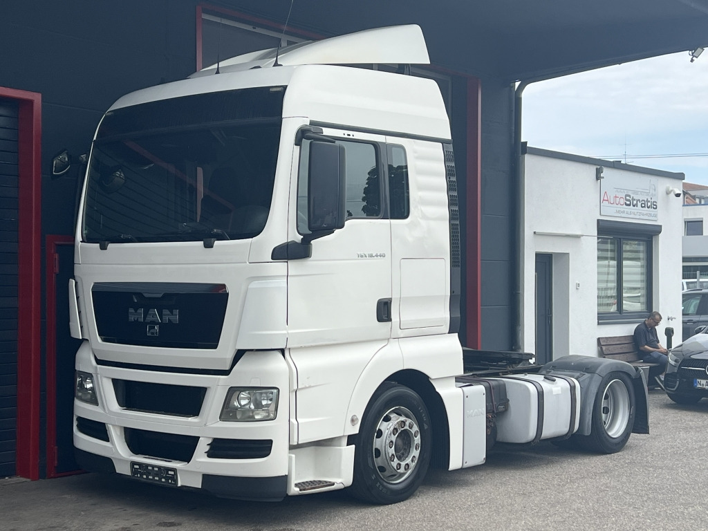 MAN TGX 18.440 EEV Klimaautomatik Motorbremse 2xBett - Sadulveok: pilt 5 MAN TGX 18.440 EEV Klimaautomatik Motorbremse 2xBett - Sadulveok: pilt 5
