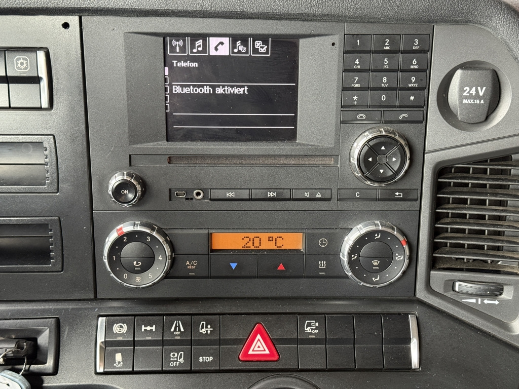 Sadulveok Mercedes-Benz Actros 1843 Klima Retarder Fleet Navi Spoiler: pilt 14