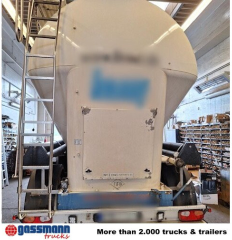 Feldbinder EUT 38.3-3, Liftachse, 3 Kammern, ca. 38.000l - Silo poolhaagis: pilt 3 Feldbinder EUT 38.3-3, Liftachse, 3 Kammern, ca. 38.000l - Silo poolhaagis: pilt 3