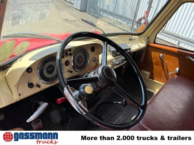 Ford FK 2500 4x2 LF8 Feuerwehr - Tuletõrjeauto: pilt 2 Ford FK 2500 4x2 LF8 Feuerwehr - Tuletõrjeauto: pilt 2