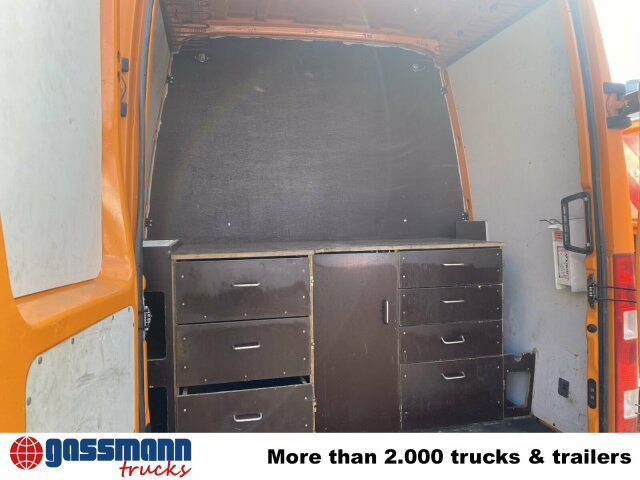 Iveco Daily 35S12 2,3 HPI 4x2, 8 Sitzplätze - Meeskonnaauto: pilt 5 Iveco Daily 35S12 2,3 HPI 4x2, 8 Sitzplätze - Meeskonnaauto: pilt 5