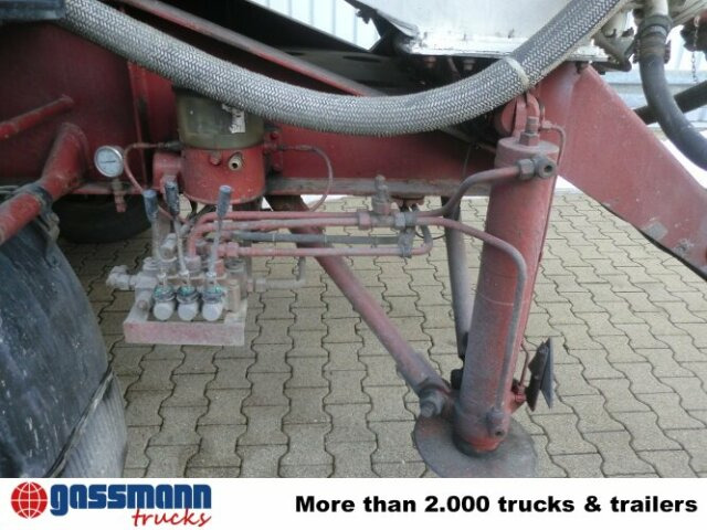 Kässbohrer SSK 56/10-24, Kippsilo ca. 56m³ - Silo poolhaagis: pilt 5 Kässbohrer SSK 56/10-24, Kippsilo ca. 56m³ - Silo poolhaagis: pilt 5