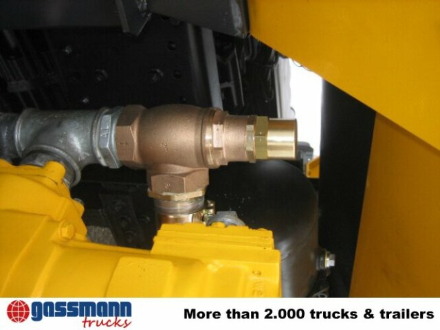 MAN TGA 26.430 6x6 - Tsisternauto: pilt 2 MAN TGA 26.430 6x6 - Tsisternauto: pilt 2