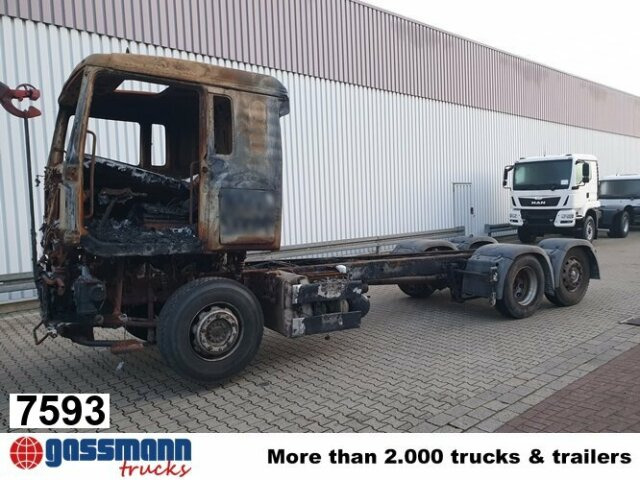 MAN TGA 26.440 6x2 BL Brandschaden - Kabiinišassiiga veoauto: pilt 1 MAN TGA 26.440 6x2 BL Brandschaden - Kabiinišassiiga veoauto: pilt 1